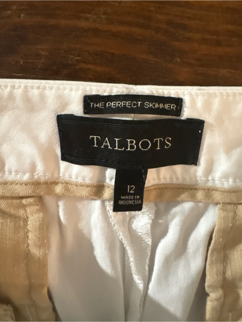 Talbots white the perfect skimmer ankle button pants trousers size 12 - Picture 3 of 4